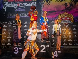 Westen Hirst dan Jasmine Studer, peselancar binaan PSOI DKI Jakarta Sukses raih Juara Rip Curl Cup Padang Padang 2025